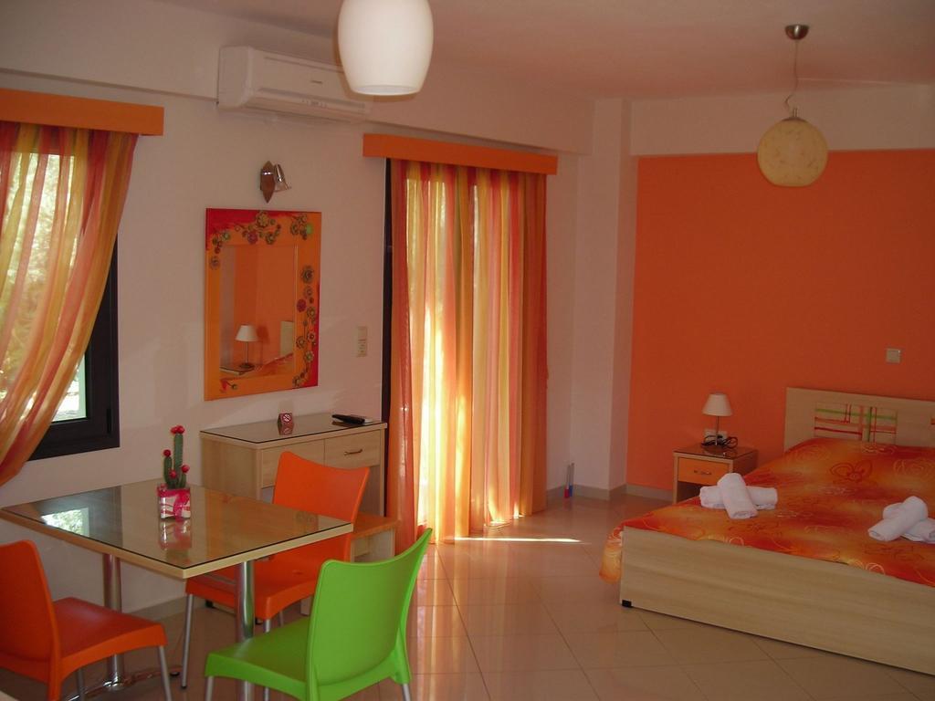 Efi & Zoi Apartment Sívota