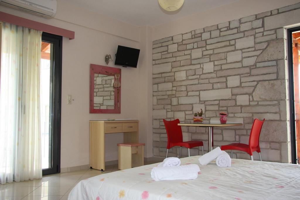 Efi & Zoi Apartment