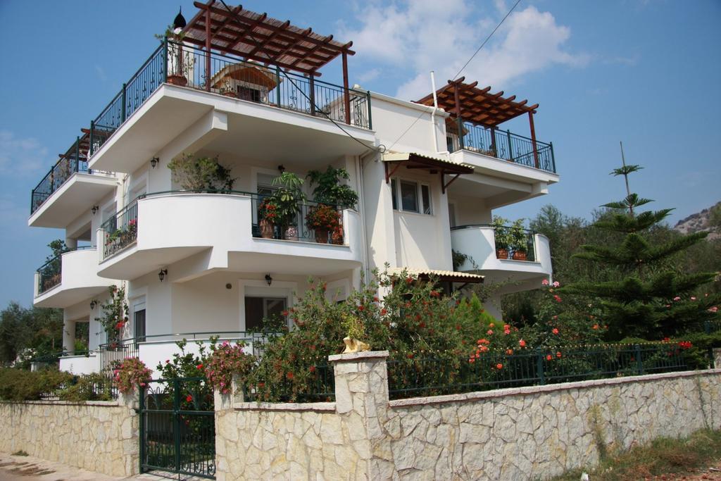 Apartment Efi & Zoi Sívota